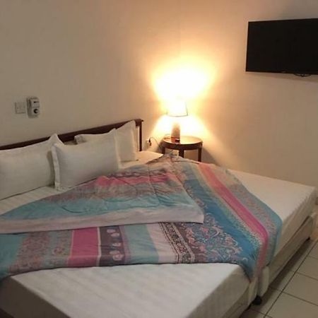 קומסי Mikaddo City Inn מראה חיצוני תמונה