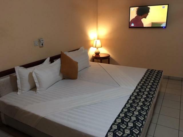 קומסי Mikaddo City Inn מראה חיצוני תמונה
